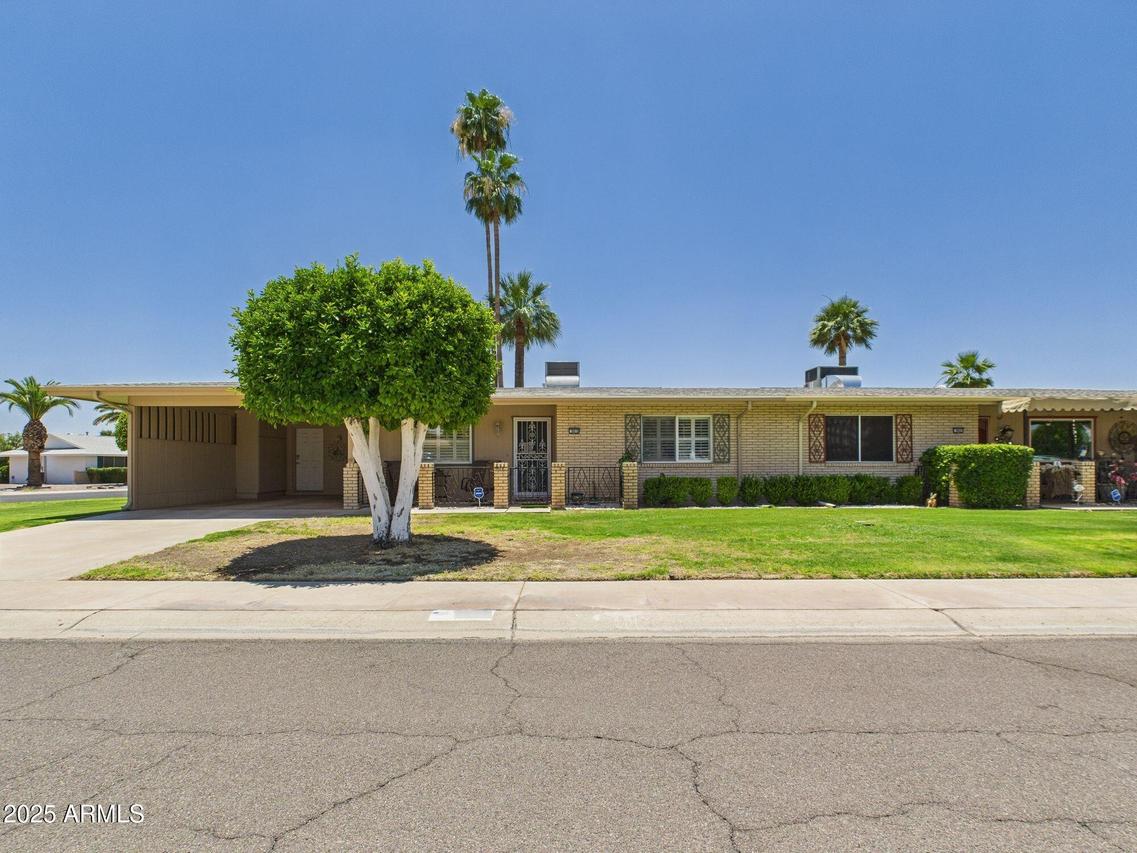 9915 W Mountain View Rd., Sun City, AZ 85351