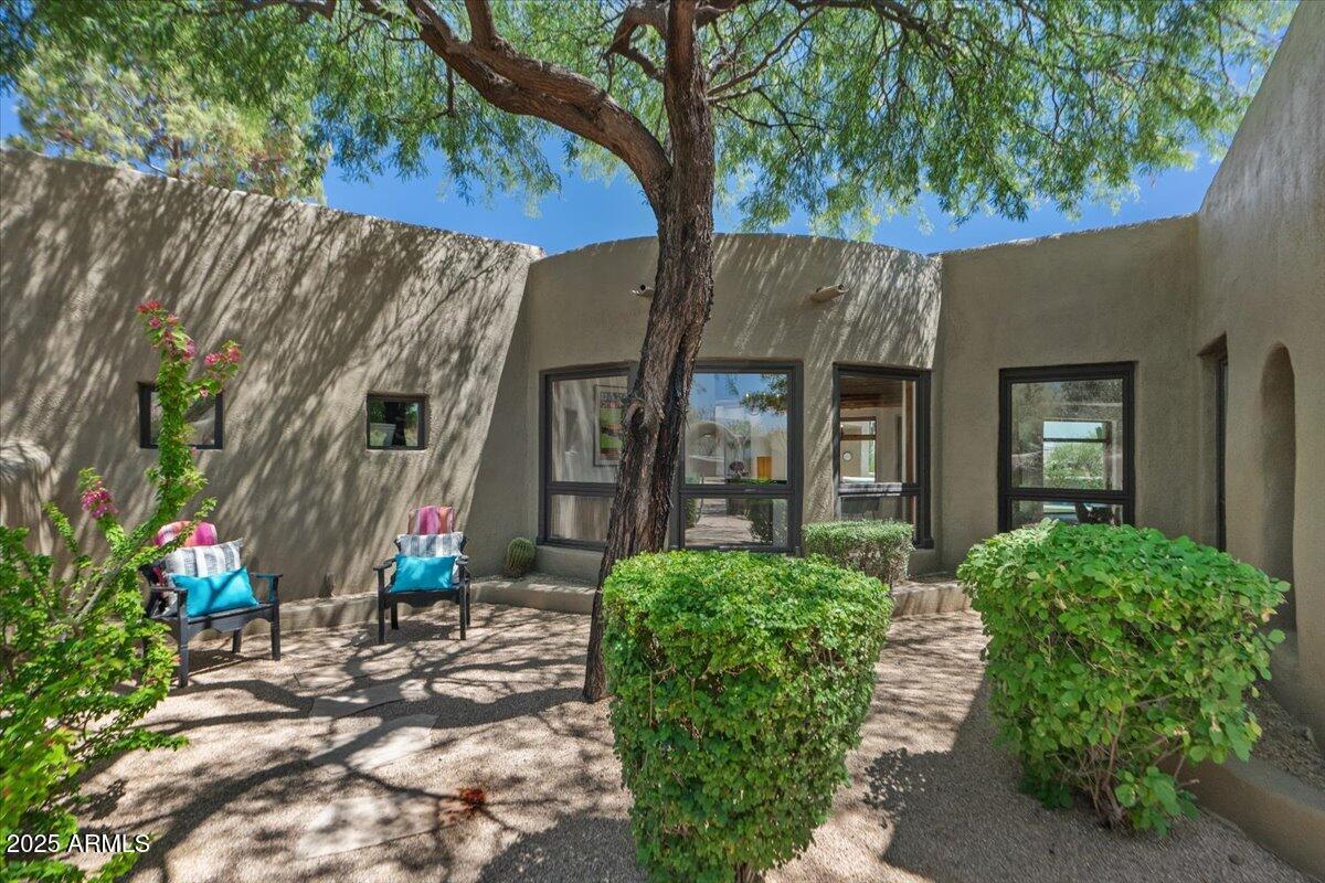 8306 E Buckskin Tr., Scottsdale, AZ 85255