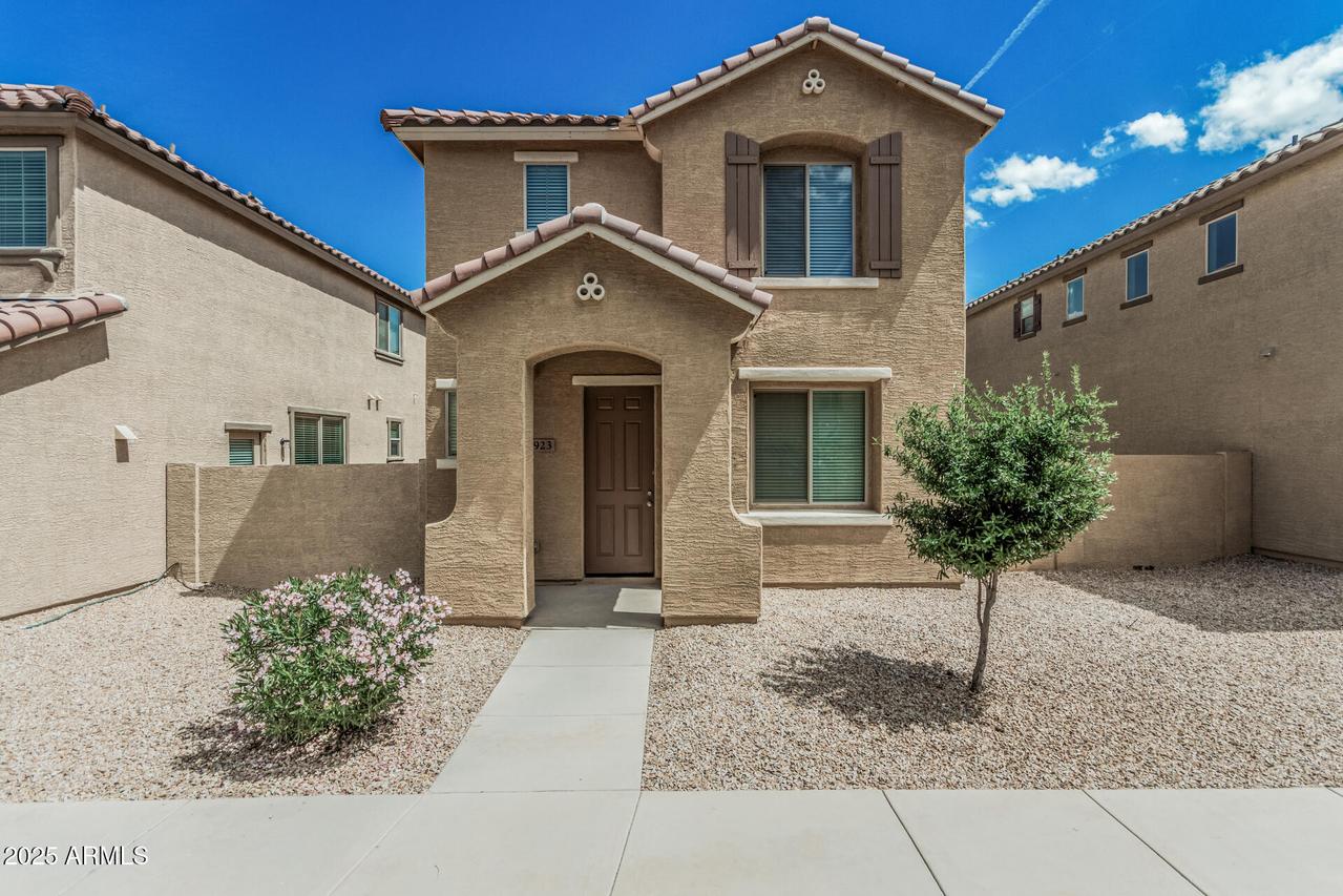 923 E Agua Fria Ln., Avondale, AZ 85323