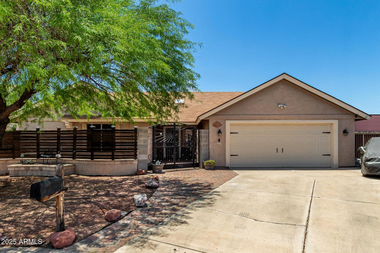 10211 W Hazelwood Ave., Phoenix, AZ 85037