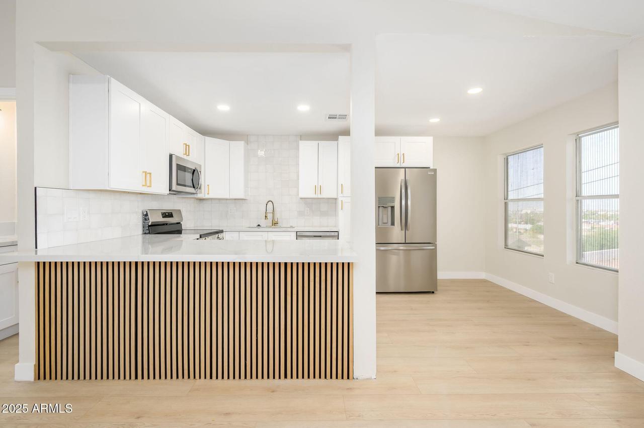 1102 W Peoria Ave. #17, Phoenix, AZ 85029
