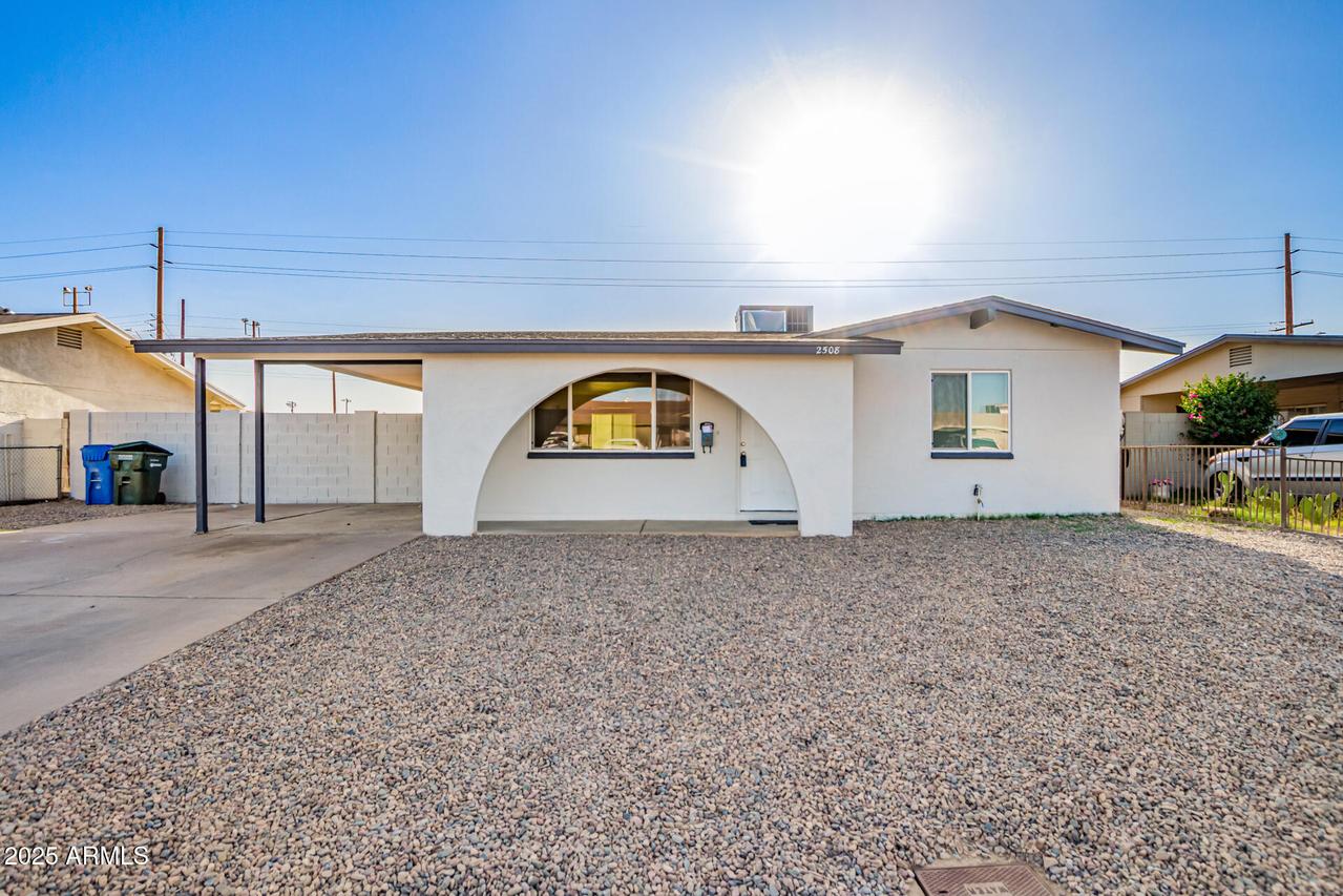 2508 N 58th Ln., Phoenix, AZ 85035