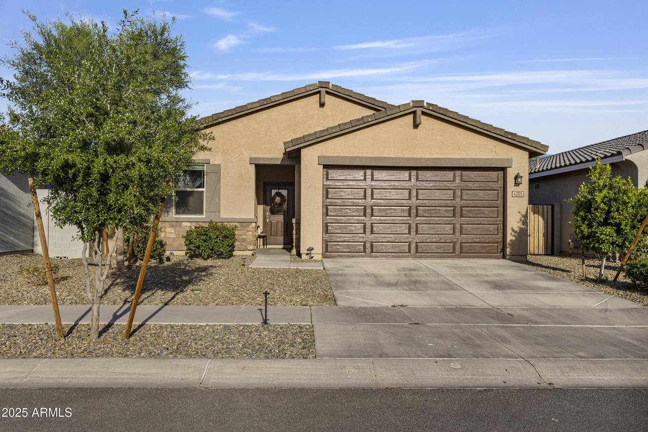 4205 S 68th Ln., Phoenix, AZ 85043