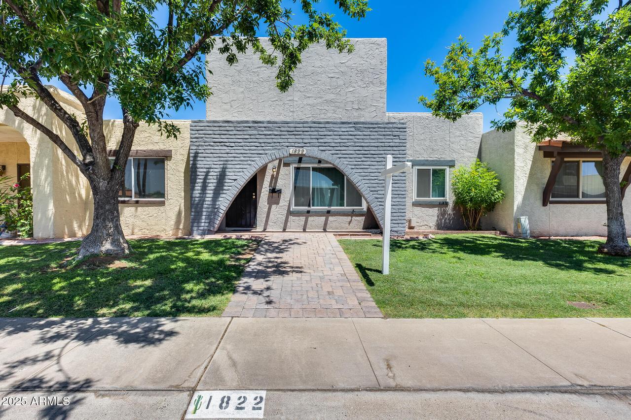 1822 W Marlette Ave., Phoenix, AZ 85015