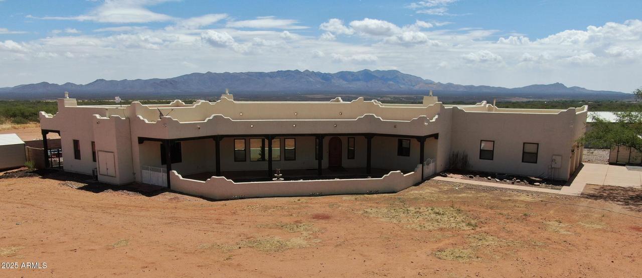 10159 E Rocking W Ranch Rd., Hereford, AZ 85615