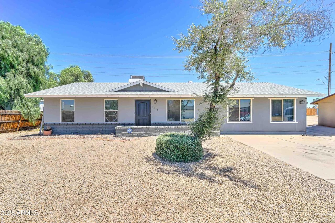 1716 W Villa Theresa Dr., Phoenix, AZ 85023