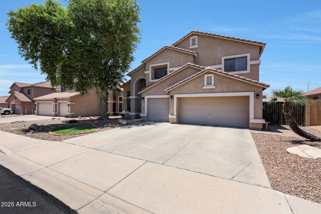 5744 E Jacaranda St., Mesa, AZ 85205