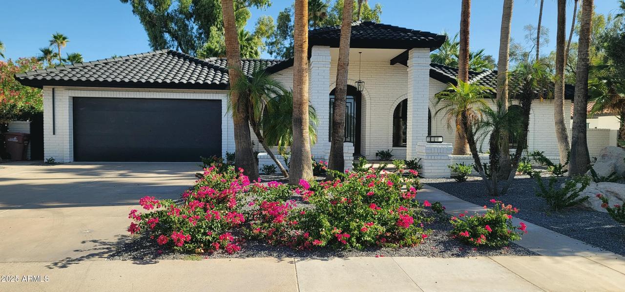 7724 E Charter Oak Rd., Scottsdale, AZ 85260