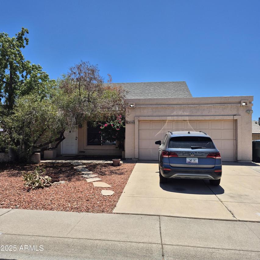 1313 E Piute Ave., Phoenix, AZ 85024