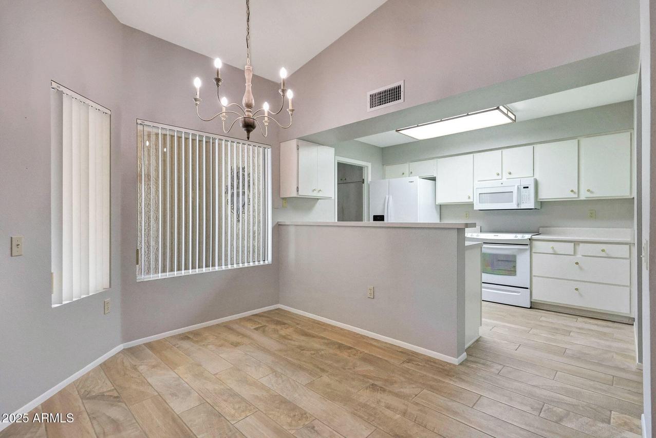 13635 W Countryside Dr., Sun City West, AZ 85375