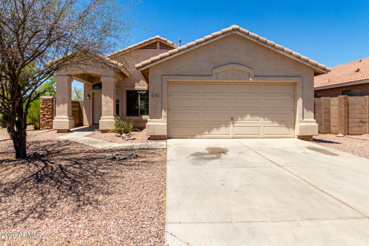 4942 W Novak Way, Laveen, AZ 85339