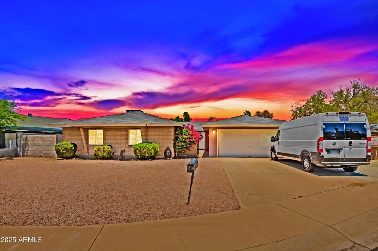 3450 W Kaler Dr., Phoenix, AZ 85051