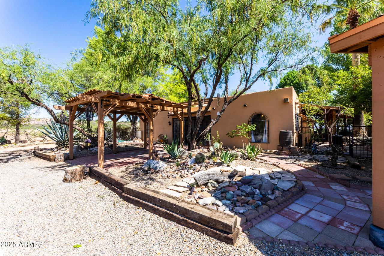 500 E Foundation Five Rd., Benson, AZ 85602