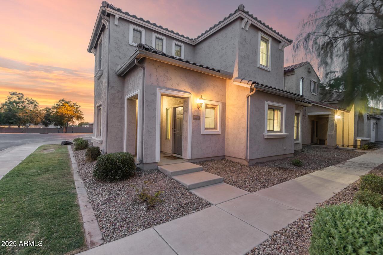 8468 W Lewis Ave., Phoenix, AZ 85037