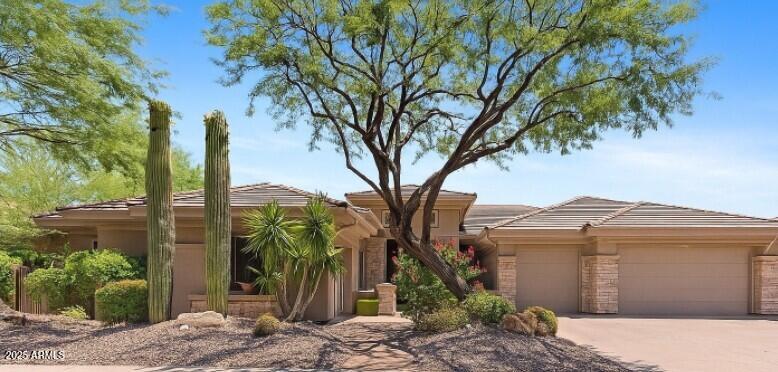 42013 N La Crosse Tr., Phoenix, AZ 85086