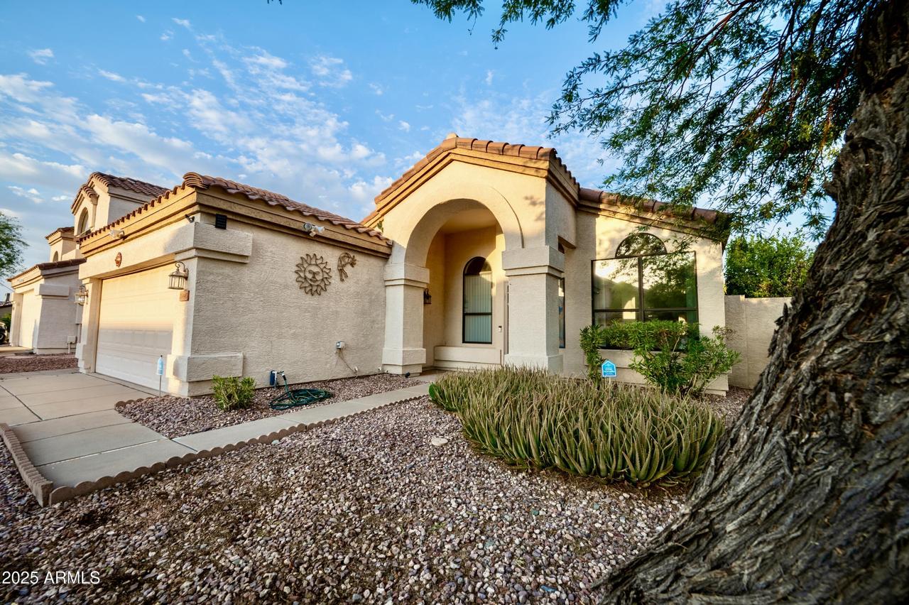 20443 N 39th Dr., Glendale, AZ 85308