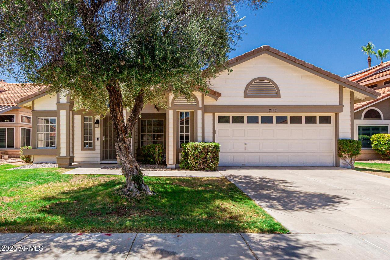 2137 E New Bedford Dr., Gilbert, AZ 85234