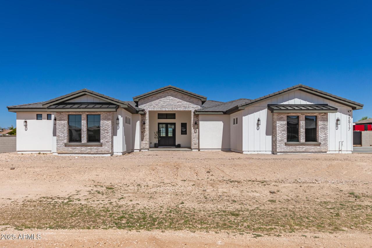 35917 N 10th Ave., Phoenix, AZ 85086