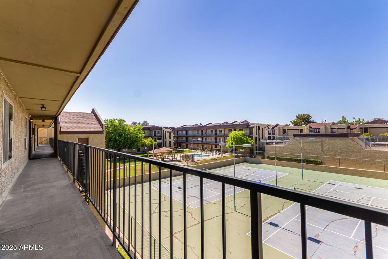 461 W Holmes Ave. #323, Mesa, AZ 85210