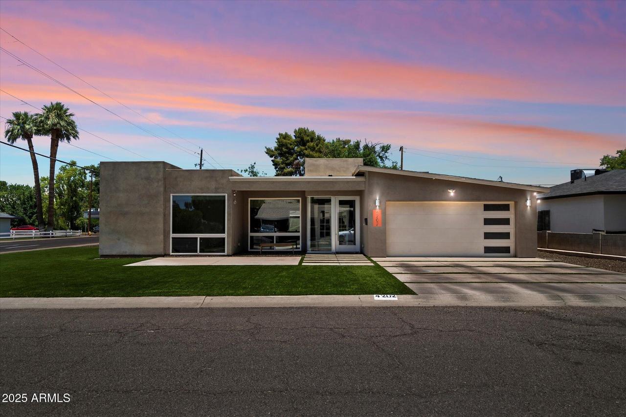 4202 E Catalina Dr., Phoenix, AZ 85018