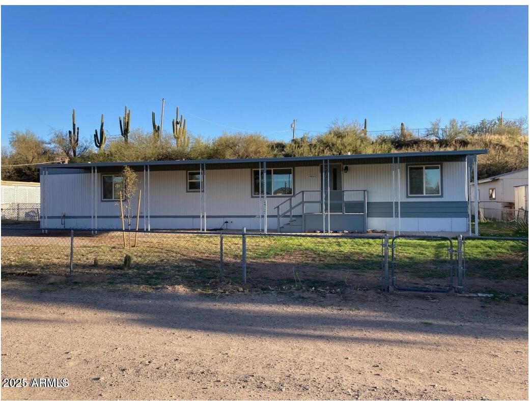 19265 E Abbott Alley, Black Canyon City, AZ 85324