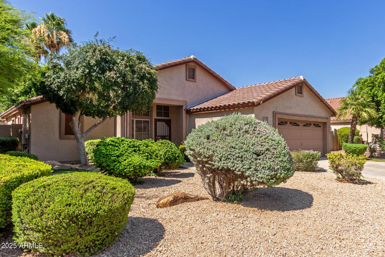 6758 W Quail Ave., Glendale, AZ 85308