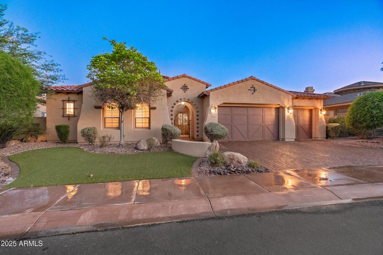 12809 W Oyer Ln., Peoria, AZ 85383