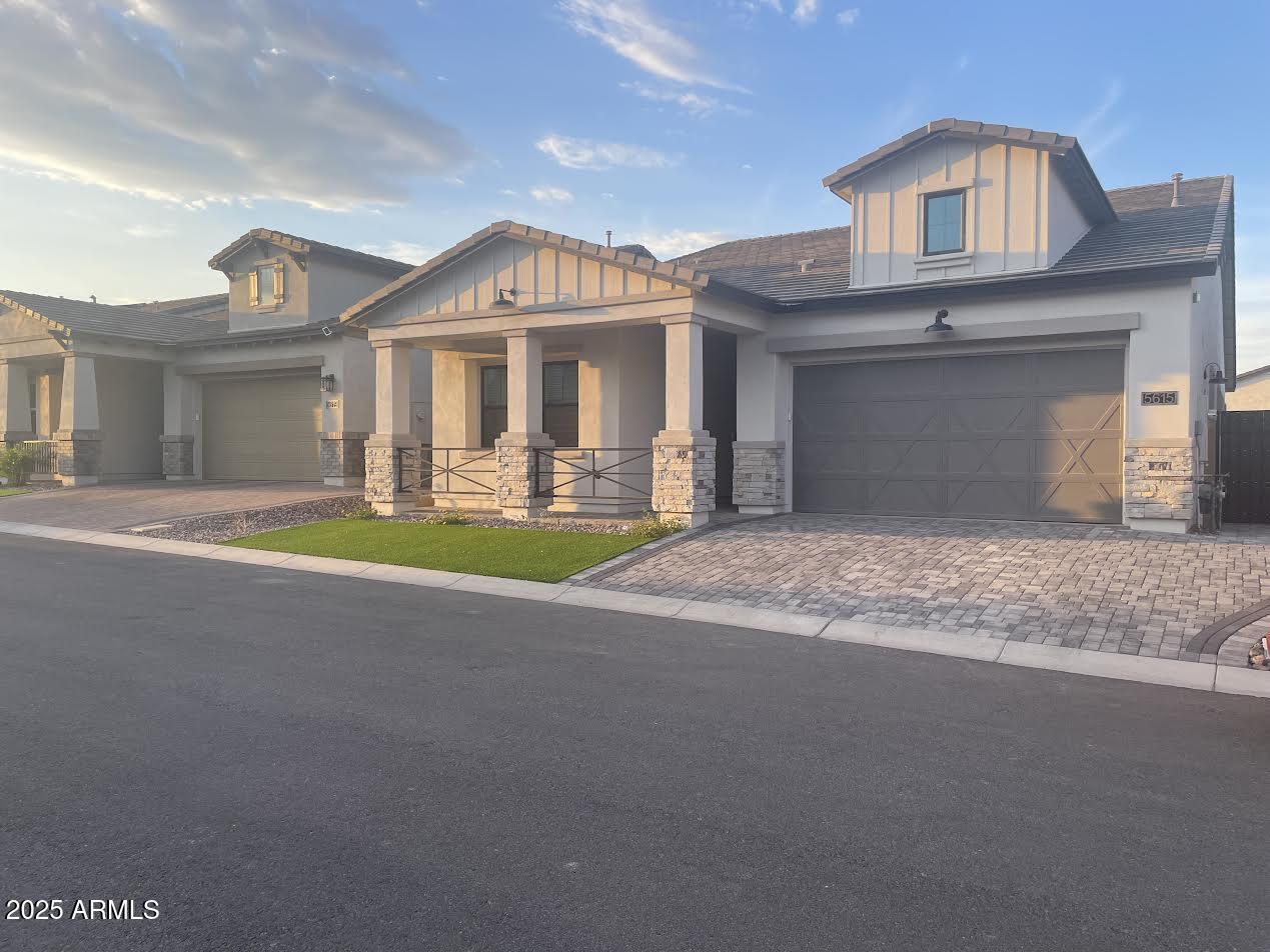 5615 E Scarlet St., Mesa, AZ 85215
