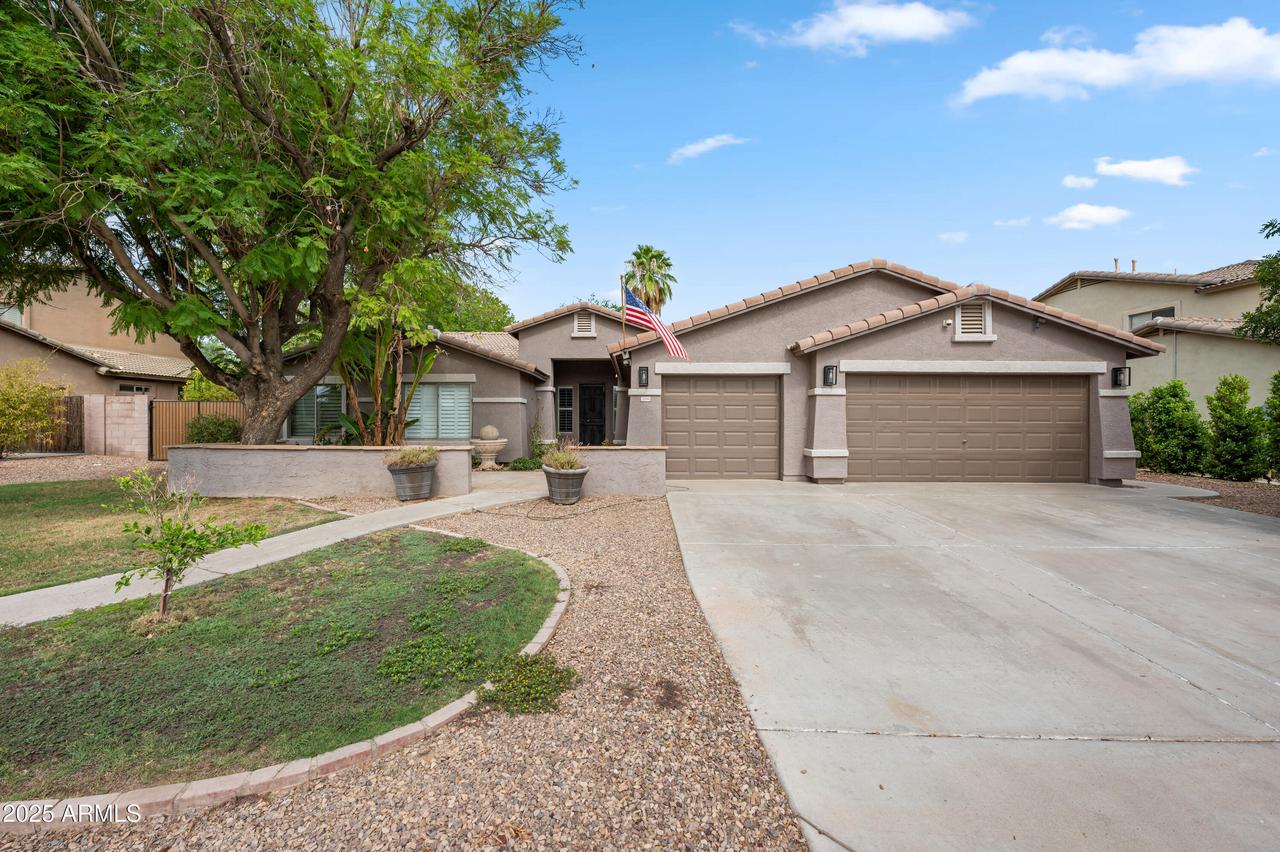 2094 S Stuart Ave., Gilbert, AZ 85295
