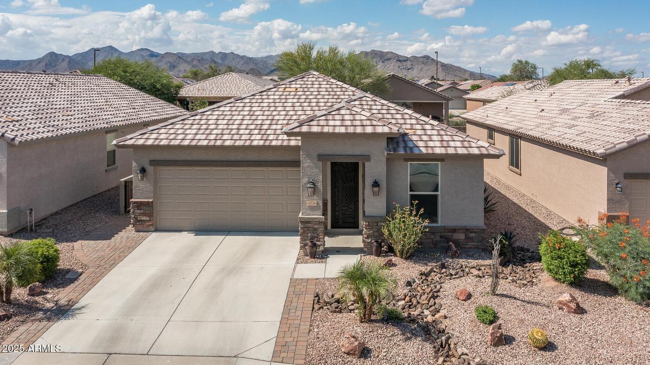 22574 W Moonlight Path, Buckeye, AZ 85326