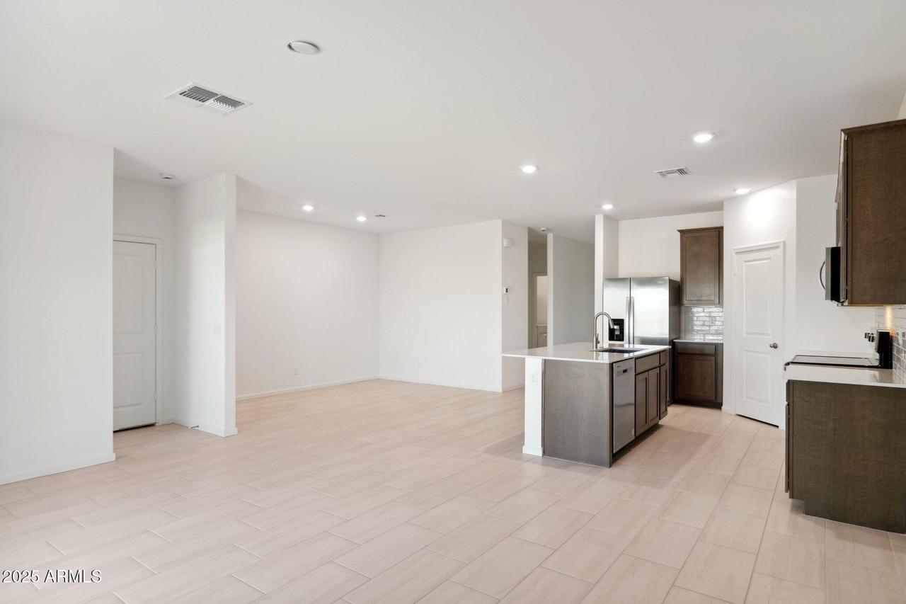 25464 W Fraktur Rd., Buckeye, AZ 85326