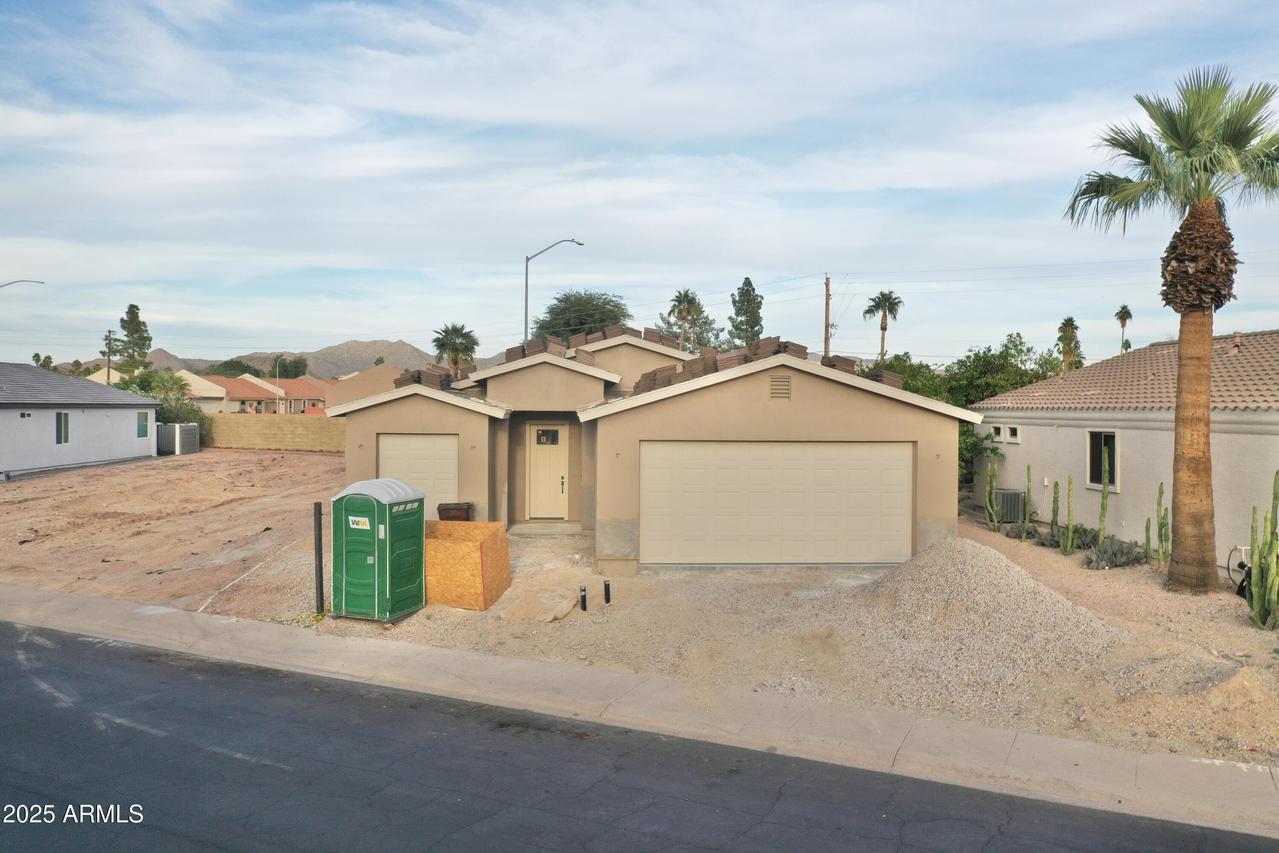 2249 N Shannon Way, Mesa, AZ 85215