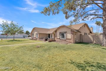 3046 E Dover St., Mesa, AZ 85213
