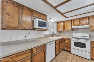 3046 E Dover St., Mesa, AZ 85213