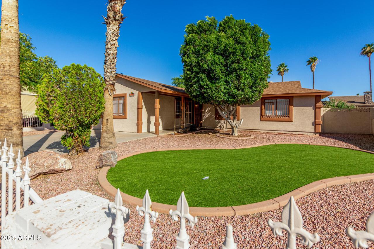 5649 W Holly St., Phoenix, AZ 85035