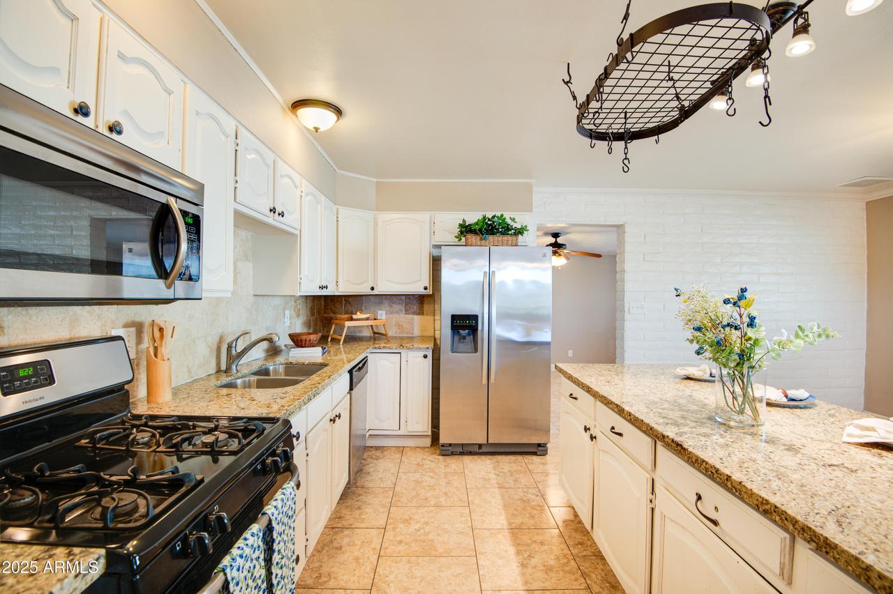 4175 N Roble Cir., Eloy, AZ 85131
