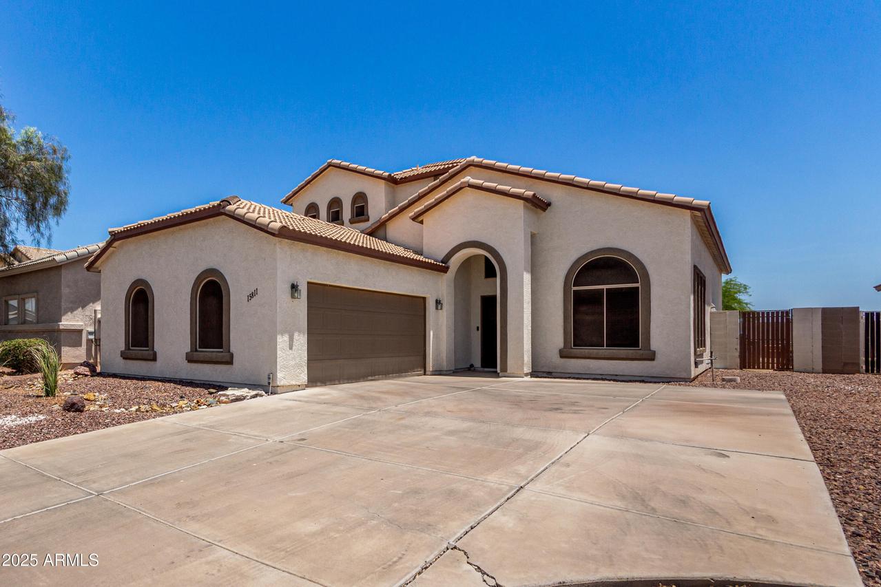 15811 N 155th Dr., Surprise, AZ 85374