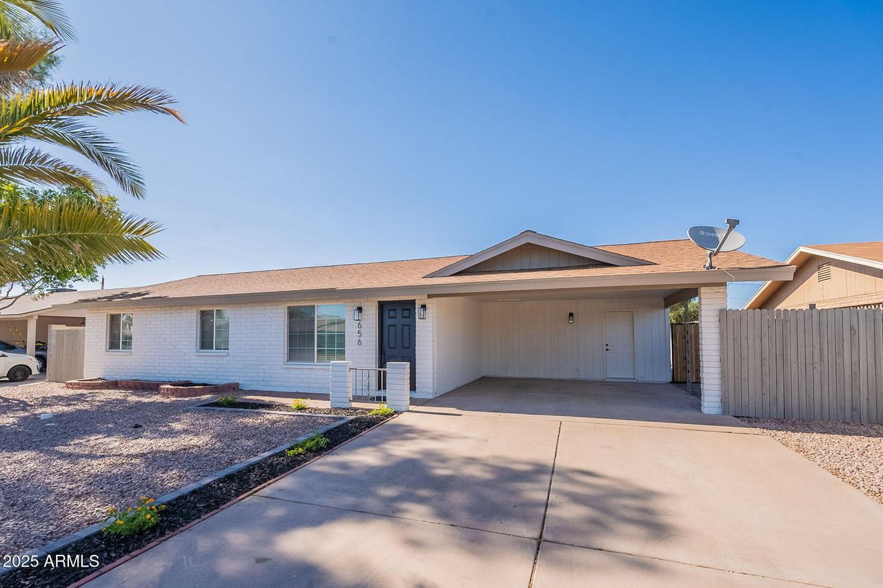 656 E Mesquite Ave., Apache Junction, AZ 85119