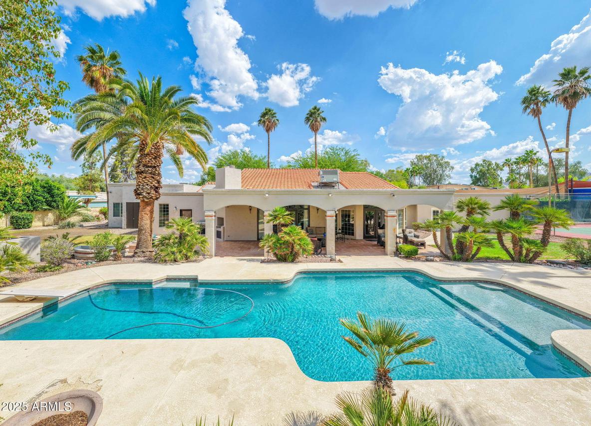 5540 E Mercer Ln., Scottsdale, AZ 85254