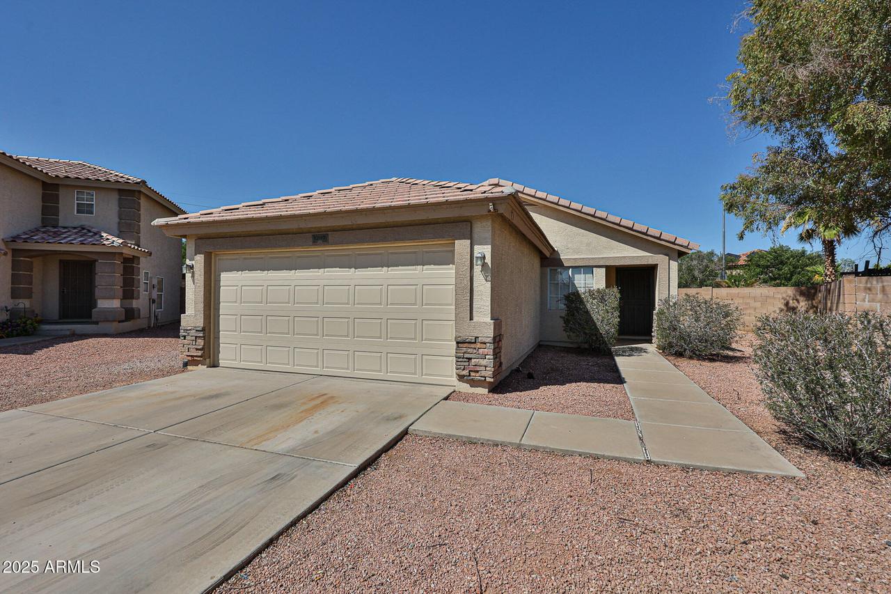12117 N 127th Dr., El Mirage, AZ 85335