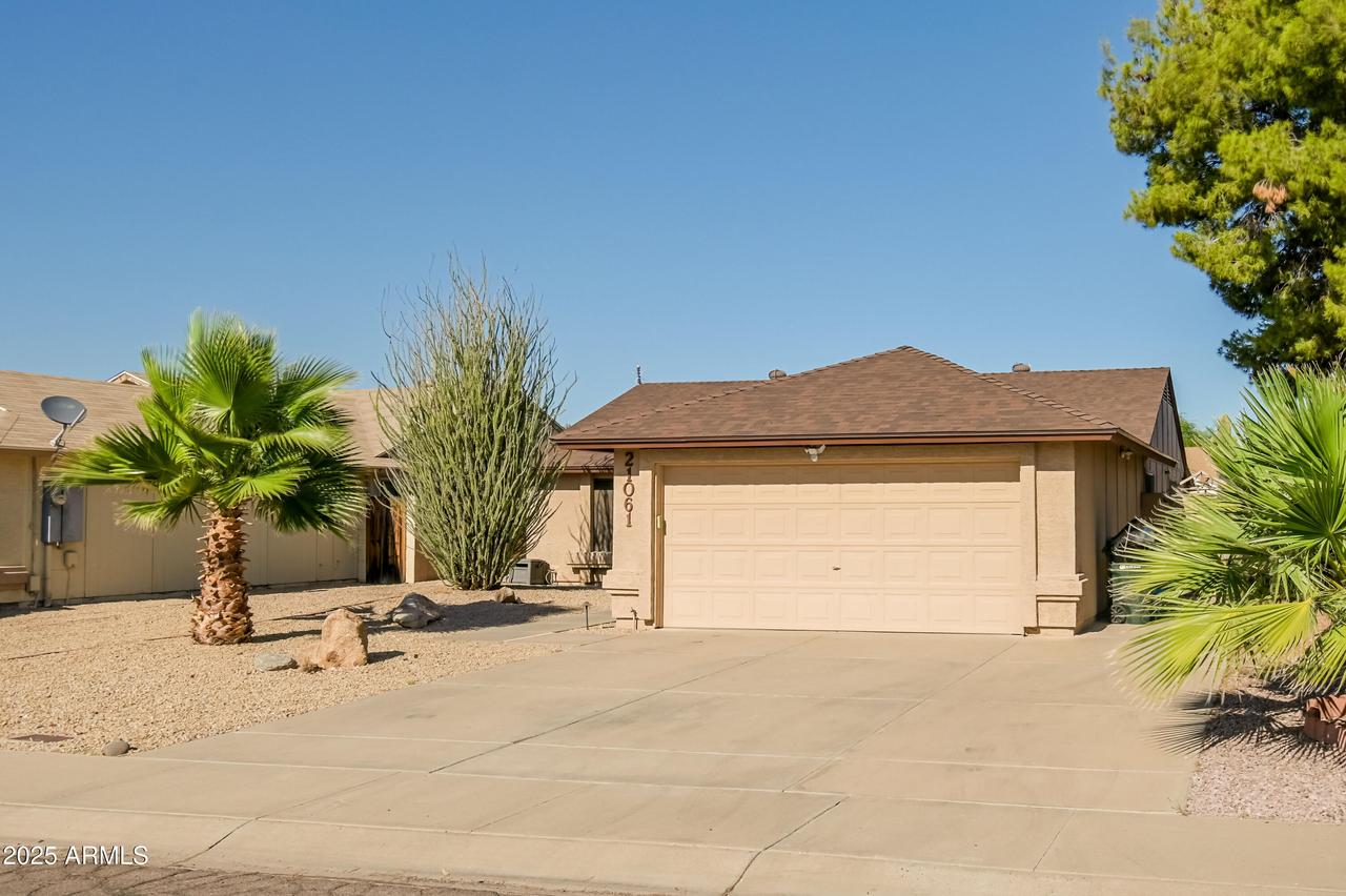 21061 N 33rd Dr., Phoenix, AZ 85027