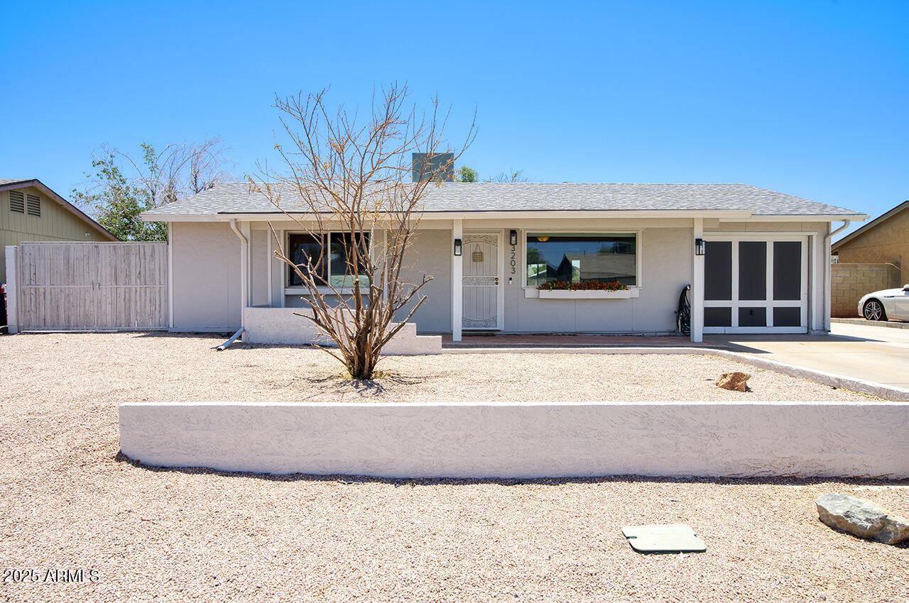 3203 W Libby St., Phoenix, AZ 85053