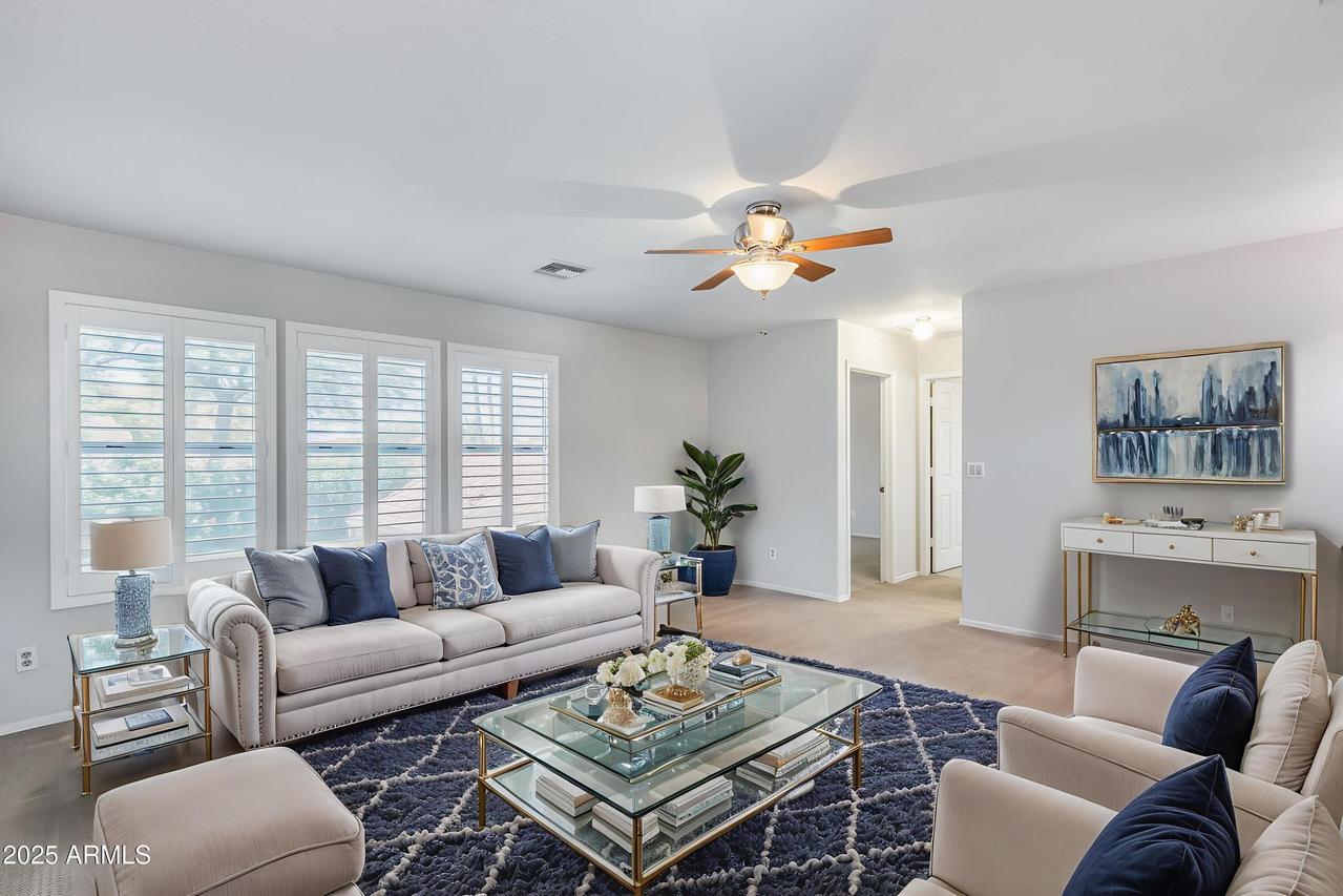 11217 E Laurel Ln., Scottsdale, AZ 85259
