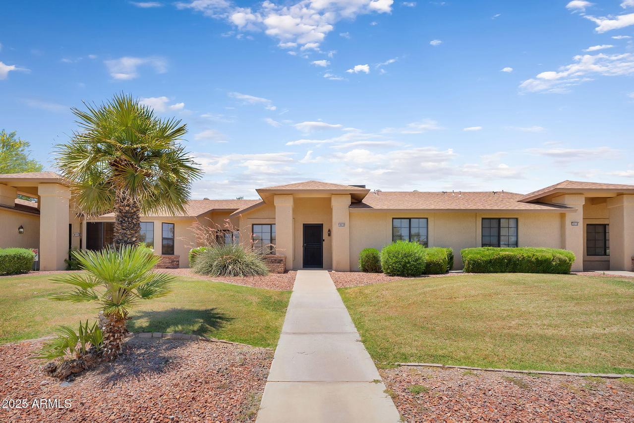 18416 N Spanish Garden Dr., Sun City West, AZ 85375