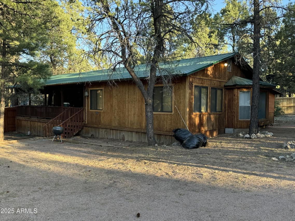 2183 Hashknife Dr., Overgaard, AZ 85933