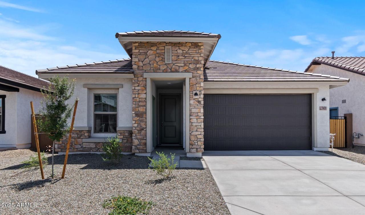 7421 S 76th Ln., Laveen, AZ 85339
