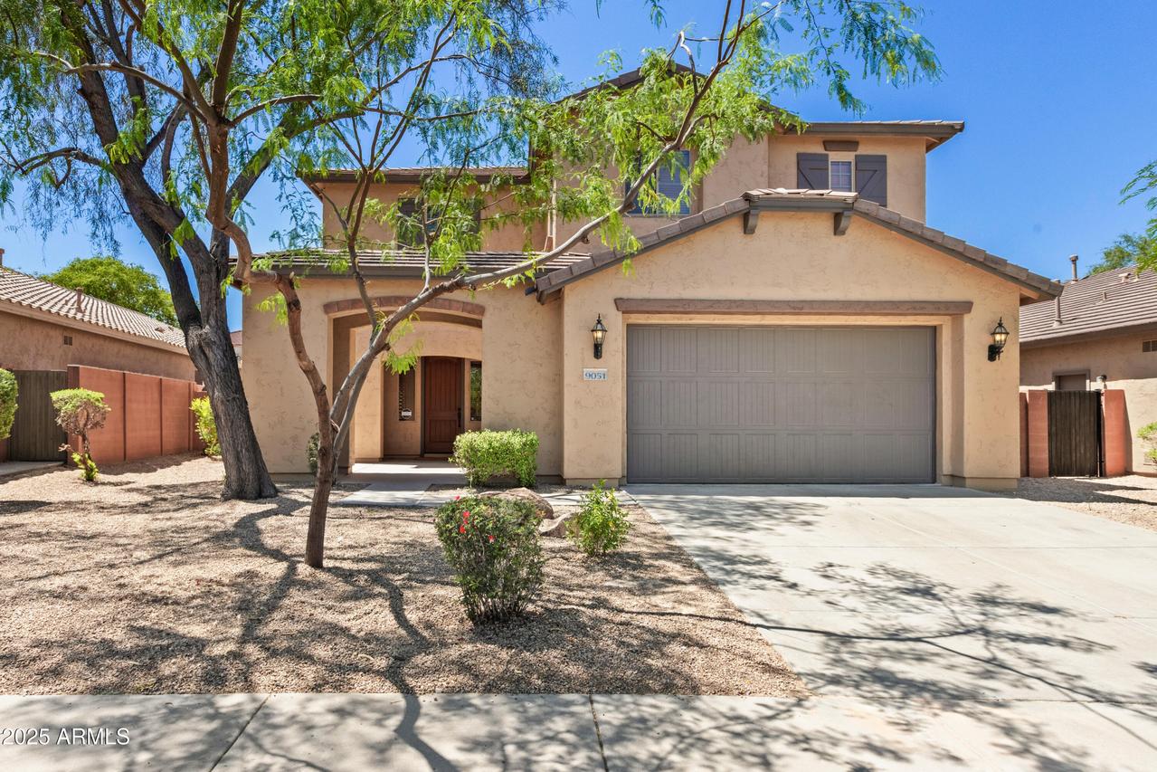 9051 W Iona Way, Peoria, AZ 85383