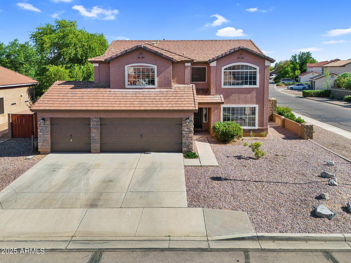 941 E Stirrup Ln., San Tan Valley, AZ 85143