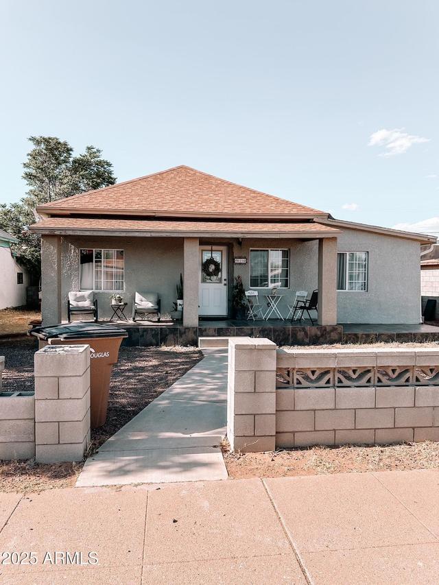 914 E 16th St., Douglas, AZ 85607