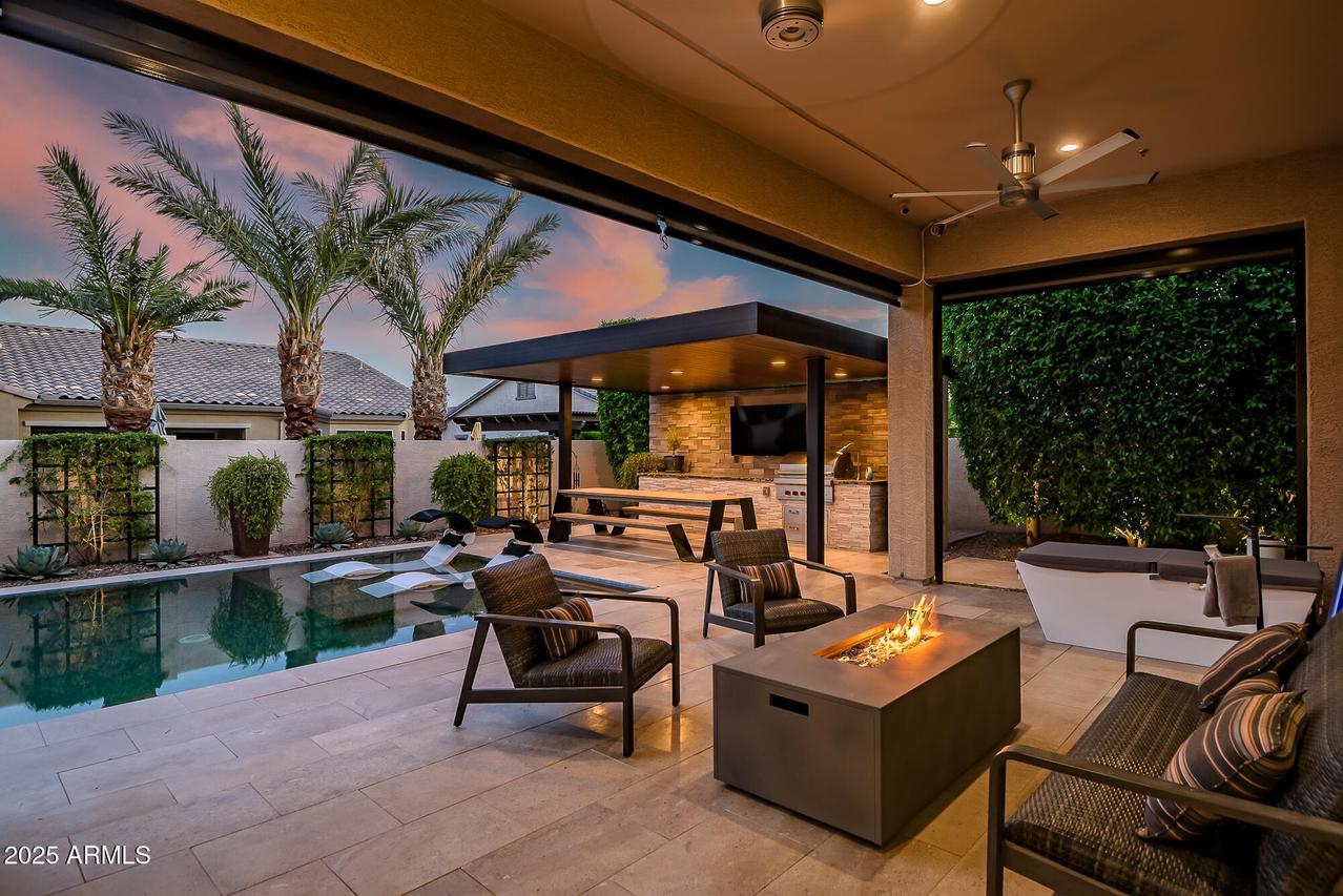 9255 W Los Gatos Dr., Peoria, AZ 85383
